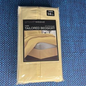 Smooth weave Twin Tailored Bedskirt